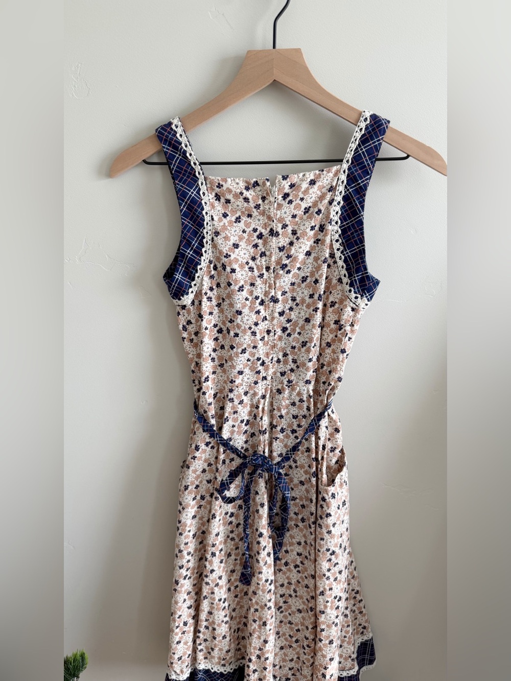 Vintage 1970s Gunne Sax Plaid & Calico Sundress - Picture 4 of 6